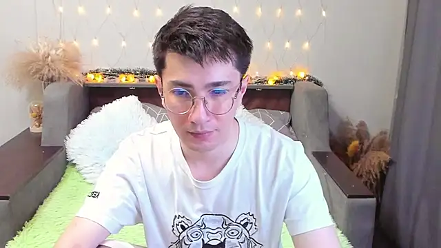 Yumi steve online show from 01-18-25, 11:44