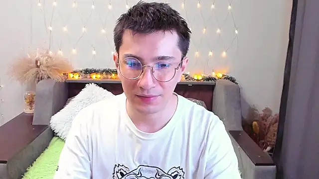 Yumi steve online show from 03-01-25, 11:58