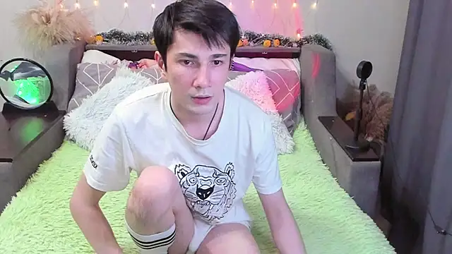 Yumi steve online show from 11-13-25, 04:00