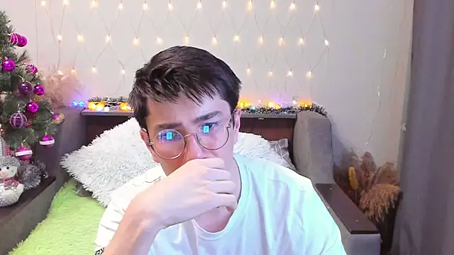 Yumi steve online show from 12-14-24, 12:22