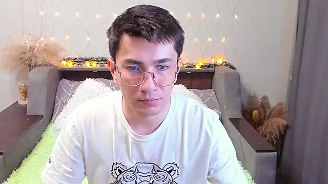 Yumi steve online show from 01-18-25, 12:46