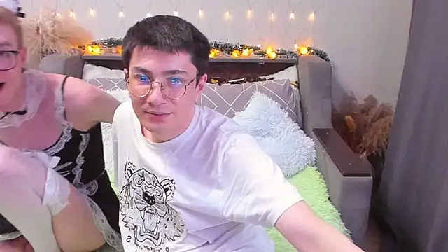 Yumi steve online show from 03-22-25, 01:00