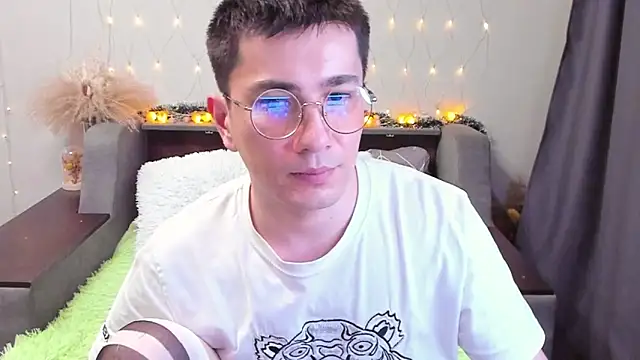 Yumi steve online show from 02-16-25, 06:10