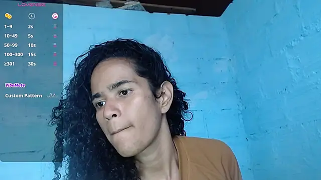 Snapshot of jasminne_ chatting on 09-27-25, 04:57 jasminne online show from 09-27-25, 04:57