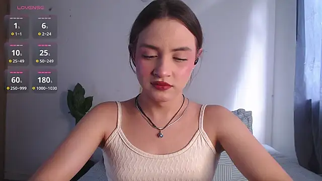 Snapshot of valen_thompson chatting on 05-13-26, 08:49 valen thompson online show from 05-13-26, 08:49