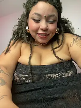 PrincessLauren420 online show from 06-03-26, 02:01