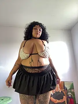 PrincessLauren420 online show from 10-06-25, 07:25