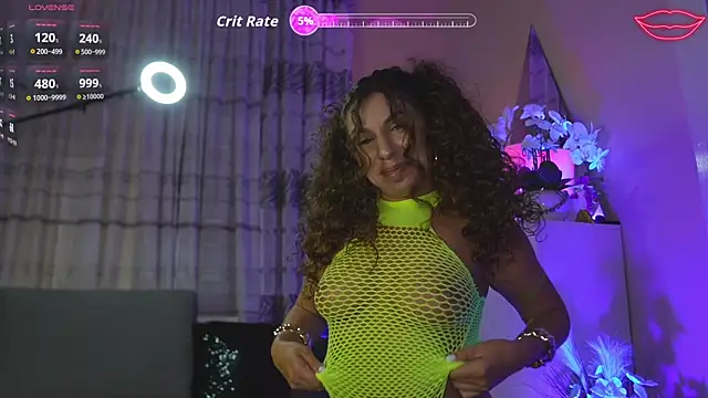 Snapshot of Marilyn_La_Rose chatting on 06-27-26, 09:32 Marilyn La Rose online show from 06-27-26, 09:32