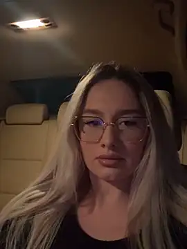 mollyxxx online show from 04-03-26, 11:44