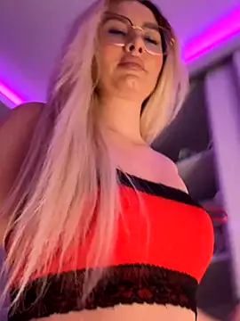 mollyxxx online show from 11-22-25, 05:50