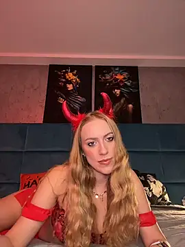 RockQueen A online show from 10-27-25, 05:19