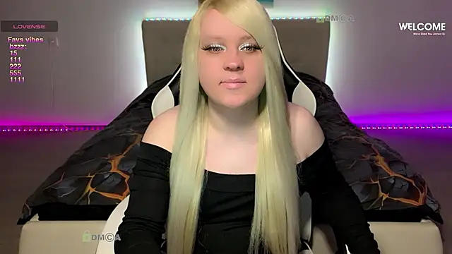 Snapshot of camsmiley chatting on 02-02-26, 09:58 camsmiley online show from 02-02-26, 09:58