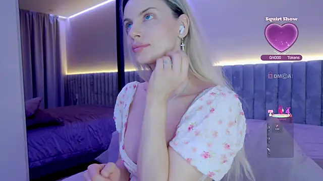 Snapshot of Goddessex chatting on 06-18-26, 02:54 Goddessex online show from 06-18-26, 02:54