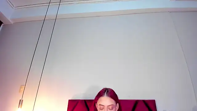 JupiteFox online show from 10-28-25, 01:06