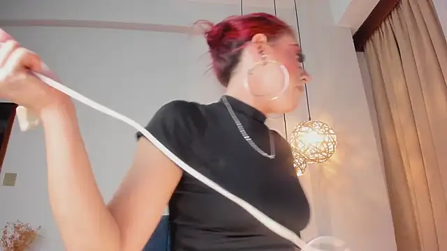 Snapshot of JupiteFox chatting on 03-04-26, 01:02 JupiteFox online show from 03-04-26, 01:02