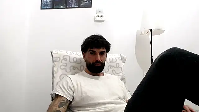 Verycutex online show from 02-26-26, 07:14