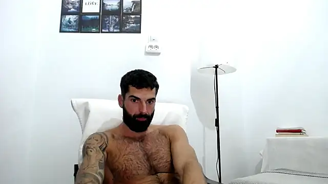 Verycutex online show from 10-18-25, 08:11