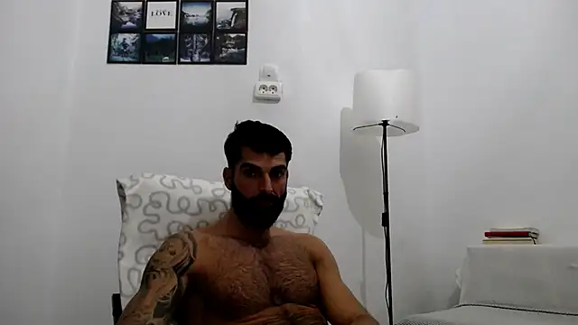 Verycutex online show from 11-02-25, 05:18