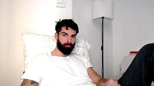 Verycutex online show from 12-19-25, 10:06