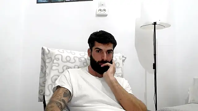 Verycutex online show from 11-12-25, 05:50