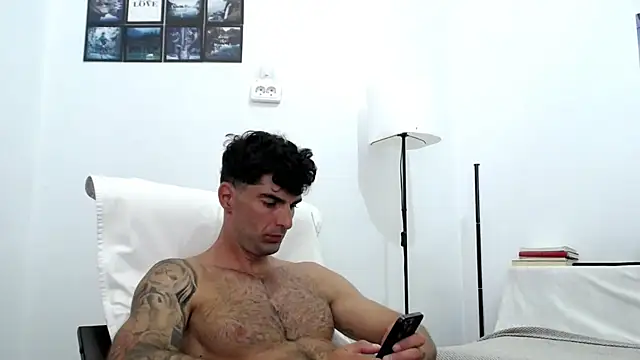 Snapshot of Verycutex chatting on 07-22-26, 08:49 Verycutex online show from 07-22-26, 08:49