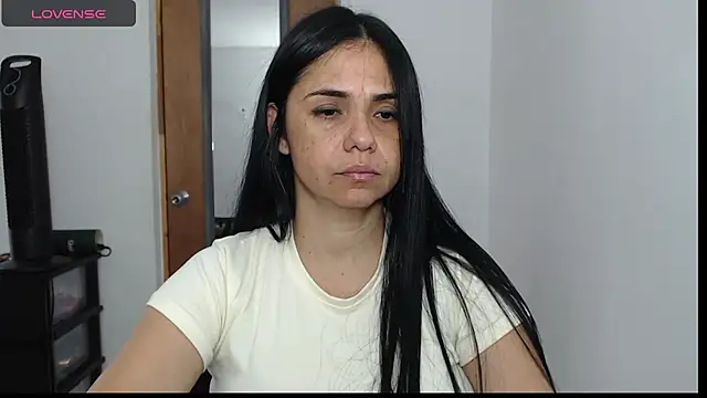 Snapshot of selena_ferri chatting on 02-21-26, 10:01 selena ferri online show from 02-21-26, 10:01