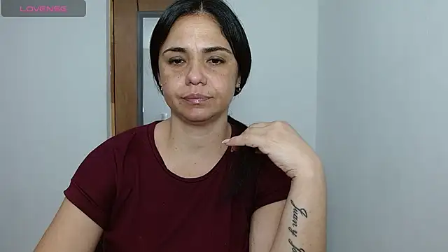 selena ferri online show from 03-26-26, 10:40