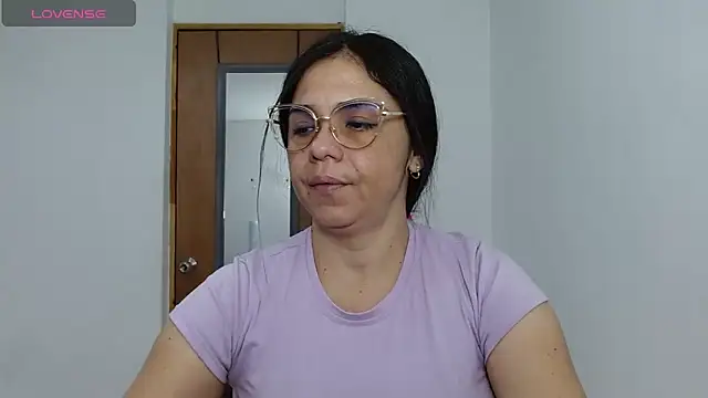 selena ferri online show from 03-22-26, 09:38