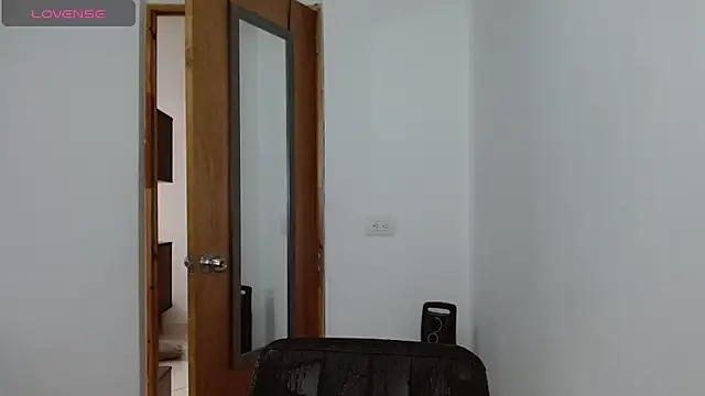 selena ferri online show from 03-27-26, 09:27