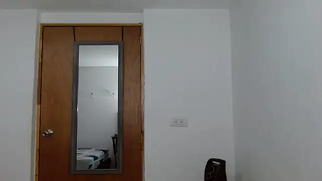 Snapshot of selena_ferri chatting on 02-26-26, 11:16 selena ferri online show from 02-26-26, 11:16