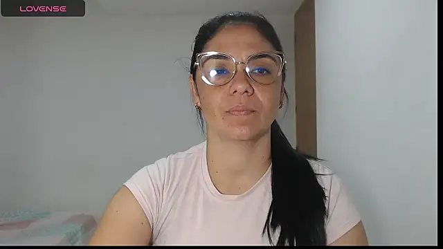 selena ferri online show from 10-27-25, 08:10