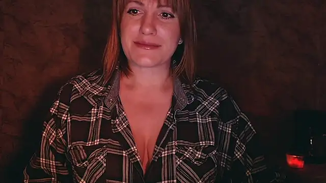 Snapshot of _letty_ chatting on 06-19-26, 09:31 letty online show from 06-19-26, 09:31