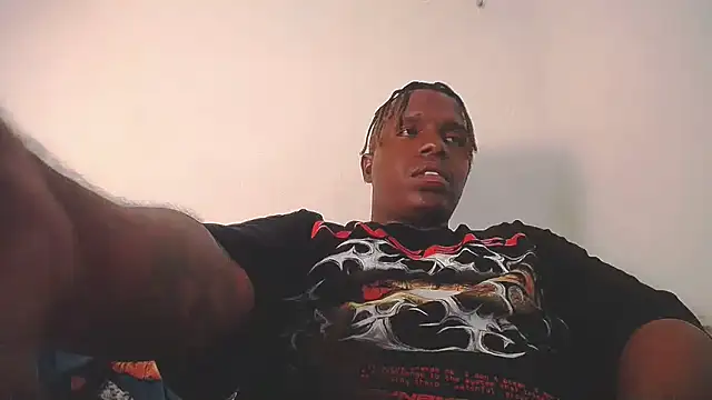 Snapshot of BlackRunning chatting on 02-22-26, 05:03 BlackRunning online show from 02-22-26, 05:03