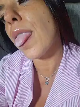 allyson22andy online show from 12-15-25, 01:11