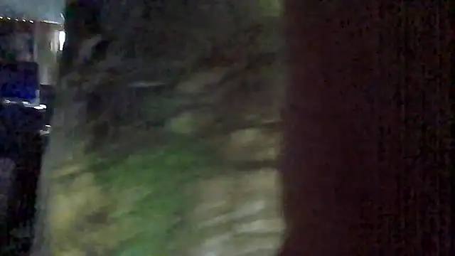 Snapshot of Makowboy chatting on 05-04-26, 06:33 Makowboy online show from 05-04-26, 06:33