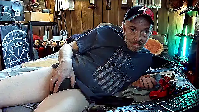 Makowboy online show from 04-19-26, 07:05