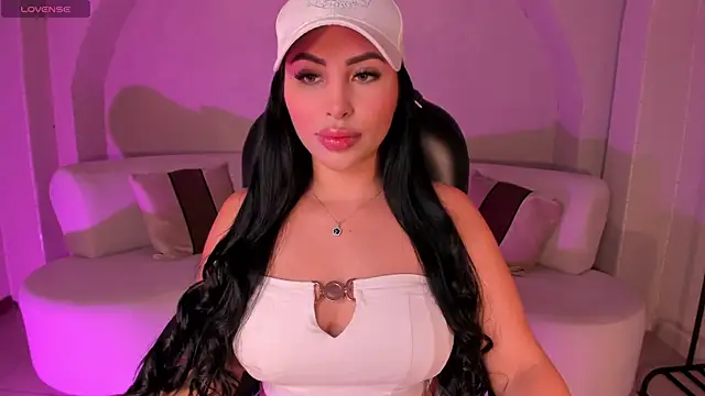 MiaRoberts1 online show from 03-17-26, 12:08