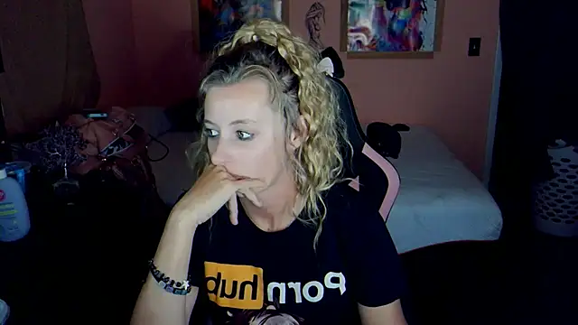 AsiaGoesPro online show from 12-19-25, 08:27