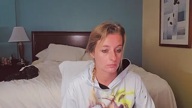 Snapshot of AsiaGoesPro chatting on 09-30-25, 04:13 AsiaGoesPro online show from 09-30-25, 04:13