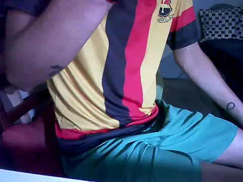 Snapshot of yourboysexy19 chatting on 11-14-25, 11:41 yourboysexy19 online show from 11-14-25, 11:41