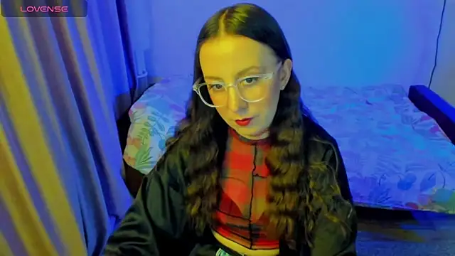 CurlySteph online show from 06-01-26, 05:23