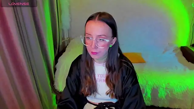 Snapshot of CurlySteph chatting on 02-09-26, 08:18 CurlySteph online show from 02-09-26, 08:18