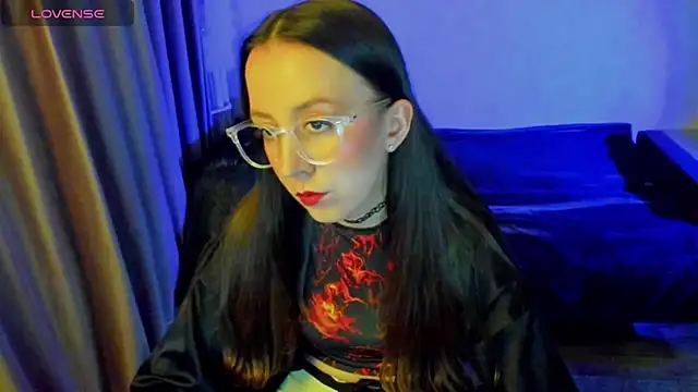 CurlySteph online show from 05-07-26, 07:50