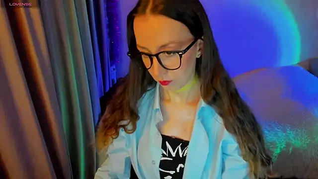 CurlySteph online show from 10-19-25, 05:59