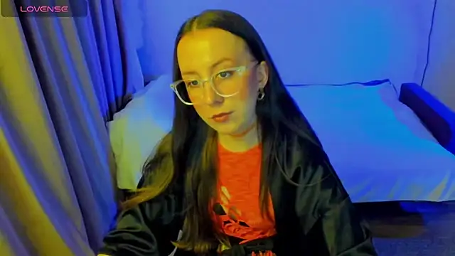 CurlySteph online show from 05-20-26, 07:44