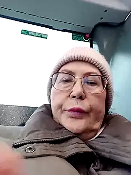 Hottie-Mom online show from 02-12-26, 10:48