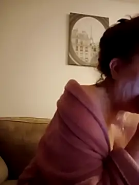 Hottie-Mom online show from 02-25-26, 10:09