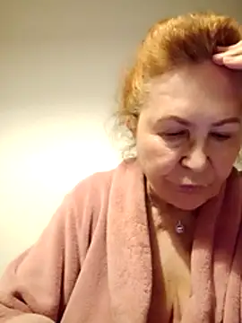 Hottie-Mom online show from 04-07-26, 08:32