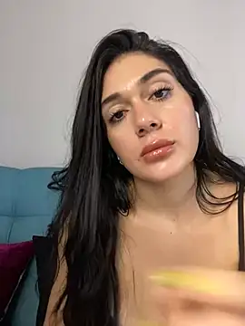 Snapshot of LaanaCooper chatting on 03-03-25, 03:54 LaanaCooper online show from 03-03-25, 03:54