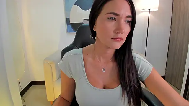 SaraParker  online show from 09-29-25, 10:48